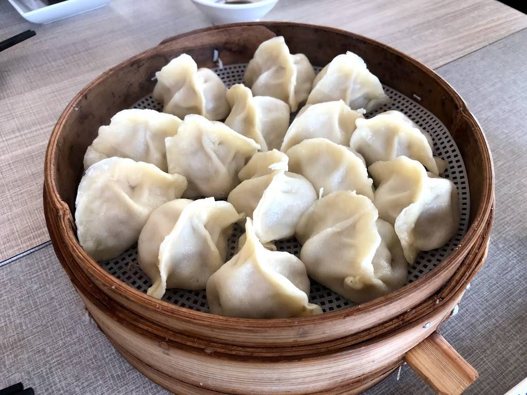 Mama Dumpling | restaurant | 6250 Boulevard Cousineau, Saint-Hubert, QC J3Y 8X9, Canada | 5149996967 OR +1 514-999-6967