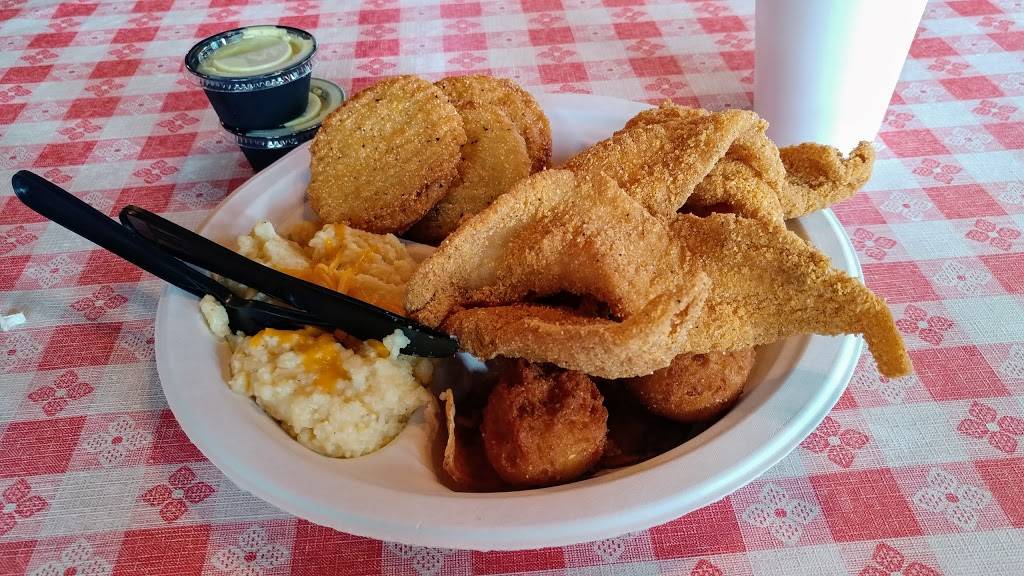 Hanks Catfish & BBQ | restaurant | 8546 N Dale Mabry Hwy, Tampa, FL 33614, USA | 8139365555 OR +1 813-936-5555