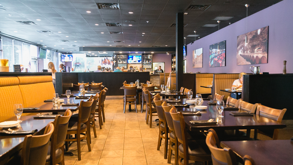 Mezza Luna at The Villages | restaurant | 243 Colony Blvd, The Villages, FL 32162, USA | 3527533824 OR +1 352-753-3824