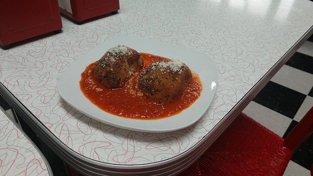 Mamma Giacominas | restaurant | 2611 Whitehorse Hamilton Square Rd, Trenton, NJ 08690, USA | 6092452525 OR +1 609-245-2525