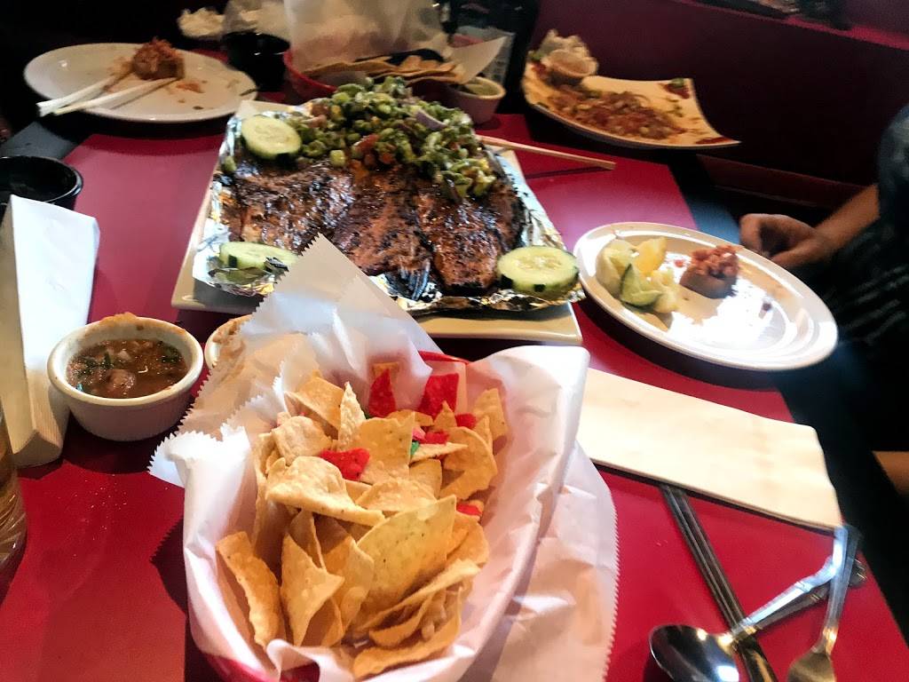 Mariscos Ixtapa | restaurant | 4093 University Ave, Riverside, CA 92501, USA | 9517771132 OR +1 951-777-1132