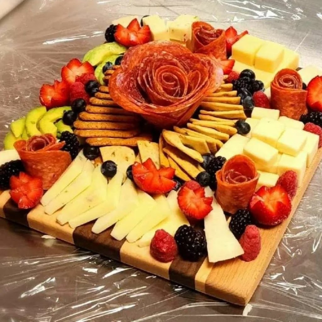 Foodies Gourmet & Bodega | restaurant | 1212 Gatewood Dr B1, Auburn, AL 36830, USA | 3342091476 OR +1 334-209-1476