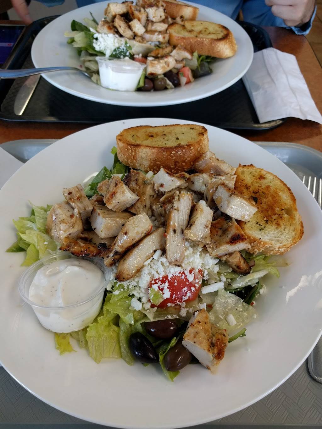 Plaka Restaurant | restaurant | 2601 Matheson Blvd E, Mississauga, ON L4W 5A8, Canada | 9056259437 OR +1 905-625-9437