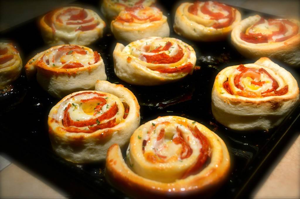 Joes Pizzeria & Restaurant | restaurant | 346 Union Ave, Holbrook, NY 11741, USA | 6319813029 OR +1 631-981-3029