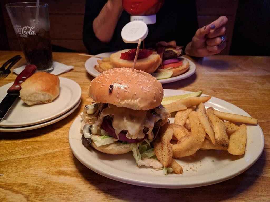 Texas Roadhouse | restaurant | 3140 Wade Hampton Blvd, Taylors, SC 29687, USA | 8642444122 OR +1 864-244-4122