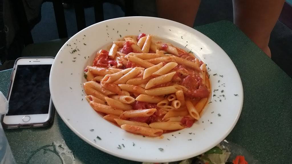 Signature | restaurant | 360 Commons Dr, Parkesburg, PA 19365, USA | 6108574676 OR +1 610-857-4676