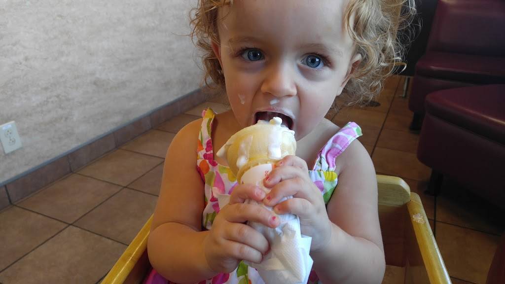 Dairy Queen Grill & Chill | restaurant | 420 Sam Ridley Pkwy W, Smyrna, TN 37167, USA | 6154625906 OR +1 615-462-5906