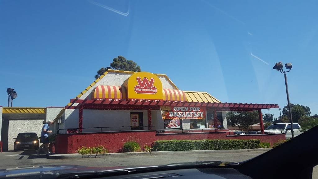 Wienerschnitzel | restaurant | 25202 Cabot Rd, Laguna Hills, CA 92653, USA | 9497689650 OR +1 949-768-9650