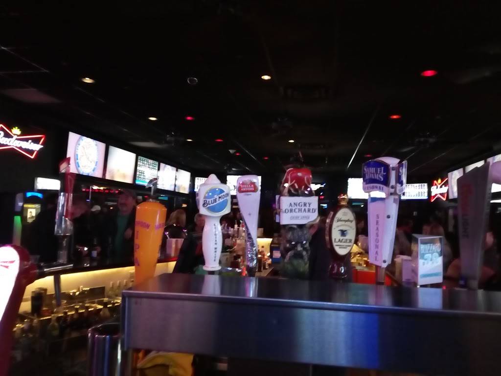 Braintree Brewhouse | restaurant | 703 Granite St, Braintree, MA 02184, USA | 7813564500 OR +1 781-356-4500