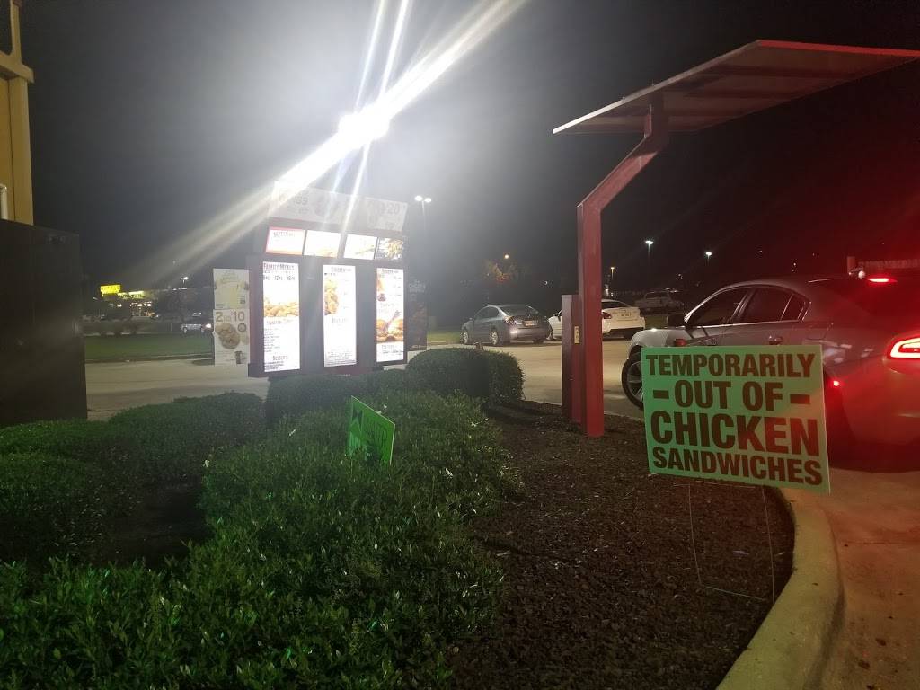 Popeyes Louisiana Kitchen | restaurant | 31 Byrd Dr, Petal, MS 39465, USA | 6015446045 OR +1 601-544-6045
