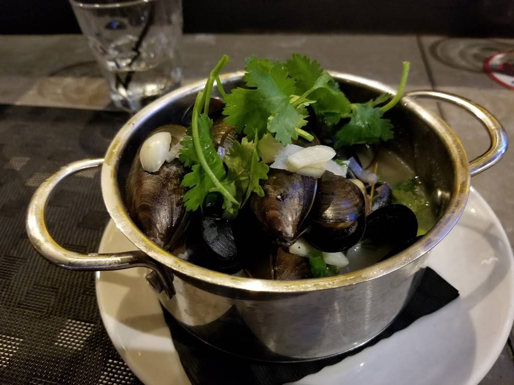 EMC Seafood & Raw Bar | restaurant | 400 S Baldwin Ave #2215, Arcadia, CA 91007, USA | 6263488937 OR +1 626-348-8937