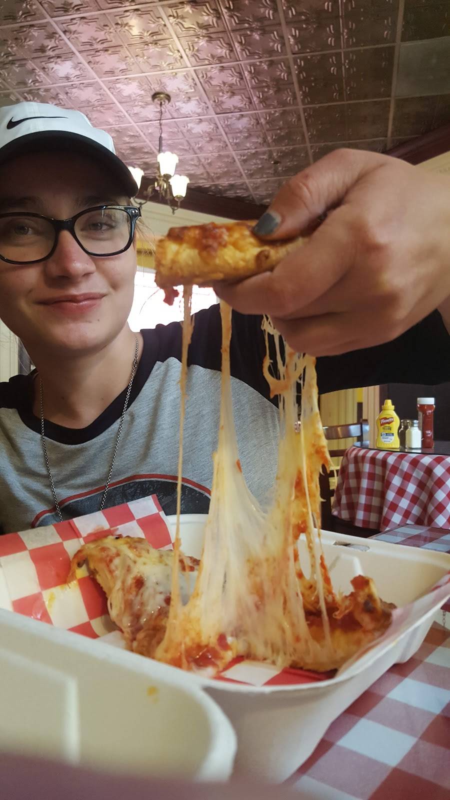 Stellas Café | restaurant | 107 Main St, Central City, CO 80427, USA | 3035825914 OR +1 303-582-5914