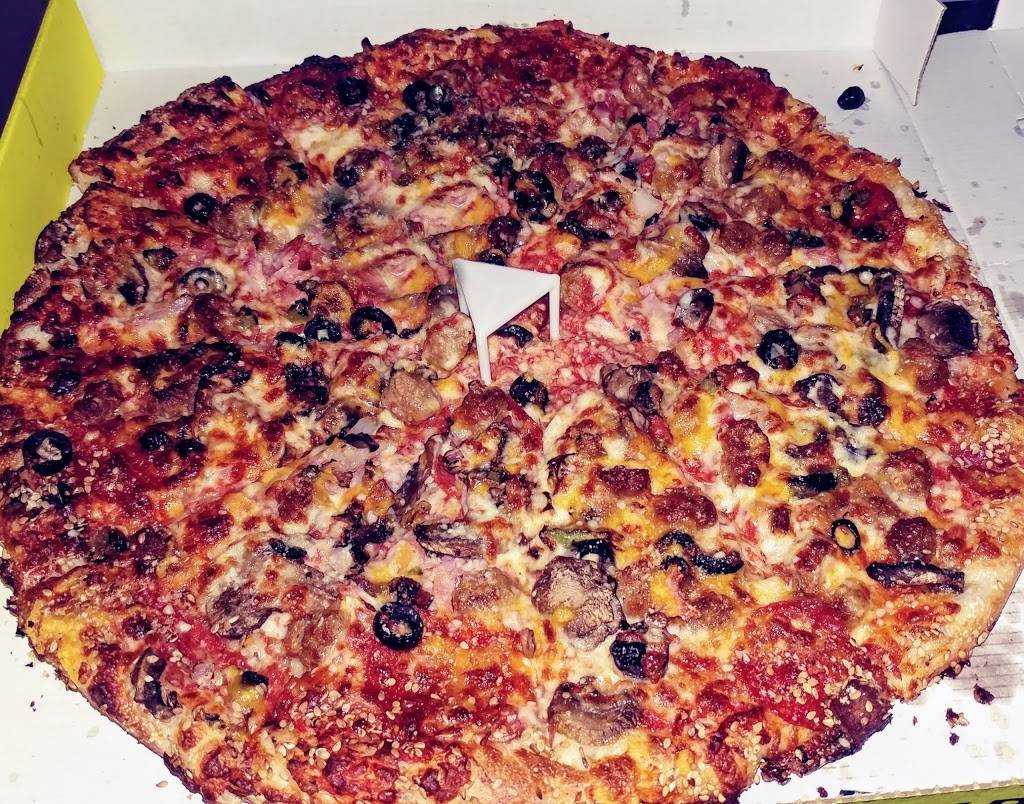 Hungry Howies Pizza | meal delivery | 5945 US-17, Davenport, FL 33837, USA | 8634245000 OR +1 863-424-5000