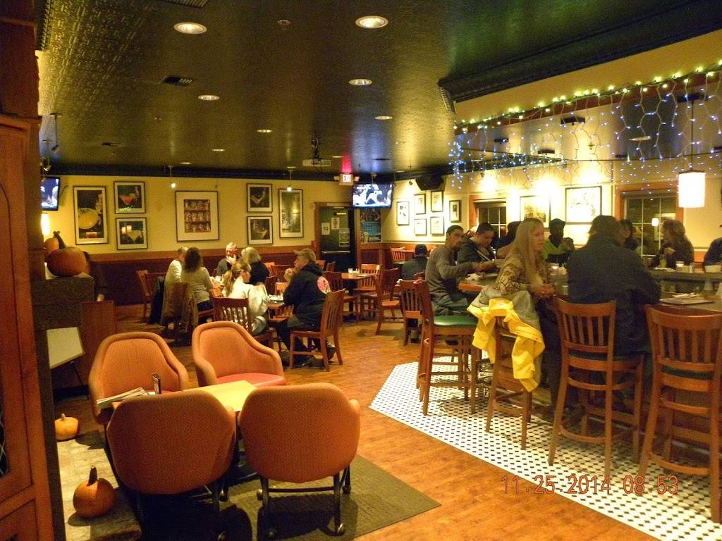 Collectors Choice Restaurant | night club | 215 Cypress Ave, Snohomish, WA 98290, USA | 3605681277 OR +1 360-568-1277