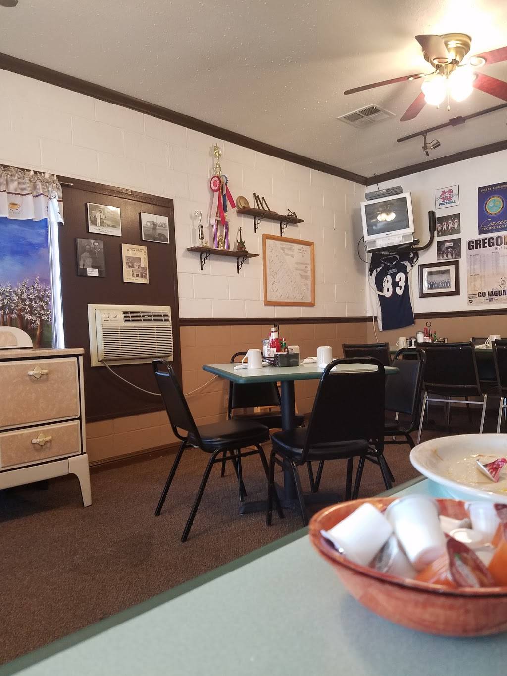 Salidas Kountry Kitchen- Breakfast and Lunch Served ALL DAY | restaurant | 4702 Broadway Ave, Salida, CA 95368, USA | 2095430483 OR +1 209-543-0483