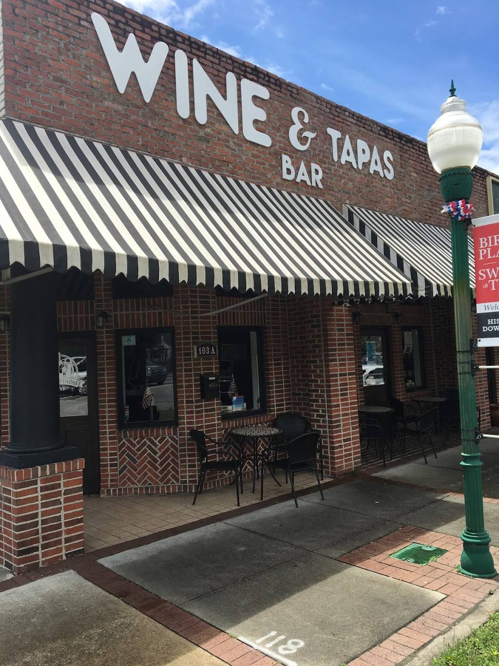 Wine & Tapas Bar | restaurant | 103 S Main St unit a, Summerville, SC 29483, USA | 8437711131 OR +1 843-771-1131