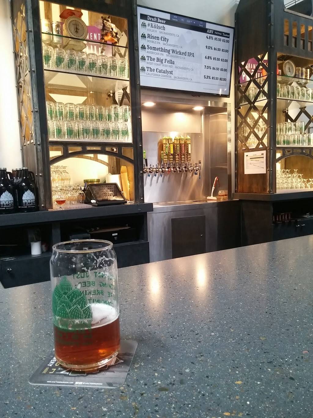 Tower Brewing | restaurant | 1210 66th St B, Sacramento, CA 95819, USA | 9162724472 OR +1 916-272-4472