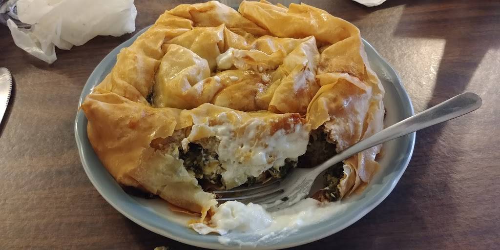 Balkan Restaurant | restaurant | 605 6th St, Racine, WI 53403, USA | 2626328292 OR +1 262-632-8292