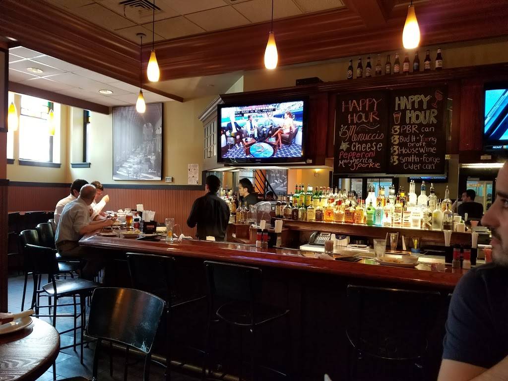 Bertuccis Italian Restaurant | restaurant | 2000 Pennsylvania Ave NW, Washington, DC 20006, USA | 2022962600 OR +1 202-296-2600