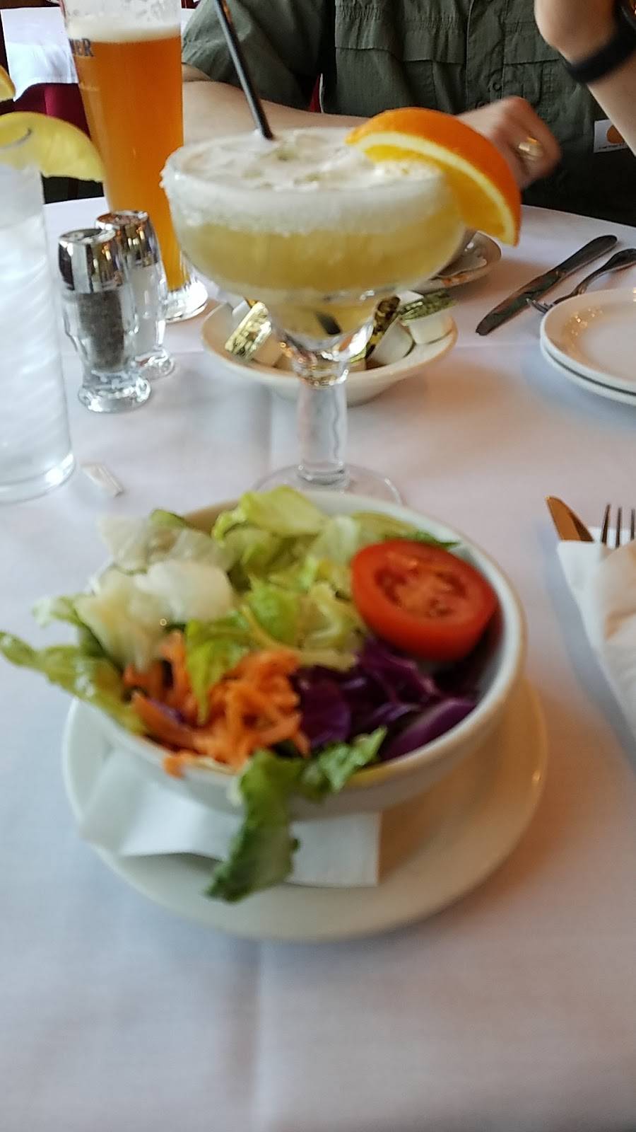 Giovannis Italian Restaurant & Pizzeria | cafe | 115 W Hwy 190, Copperas Cove, TX 76522, USA | 2545182227 OR +1 254-518-2227