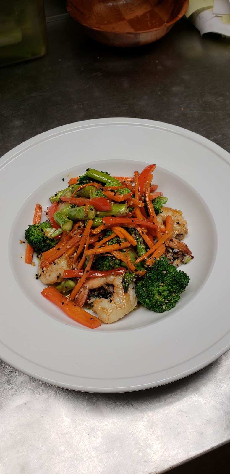 Wellington Pub | restaurant | 1541 Hertel Ave, Buffalo, NY 14216, USA | 7168339899 OR +1 716-833-9899