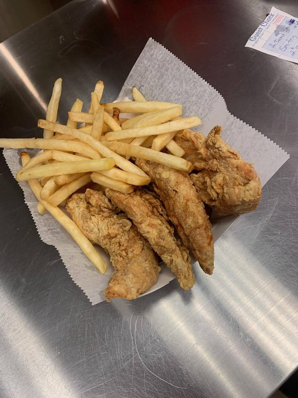 Harolds Chicken of Dyer #19 | restaurant | 101 Joliet St, Dyer, IN 46311, USA | 2195156475 OR +1 219-515-6475