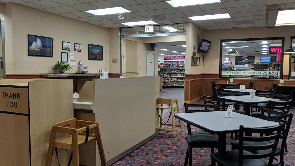 Johans Burger Express | meal takeaway | 3473 M-119, Harbor Springs, MI 49740, USA | 2312424800 OR +1 231-242-4800