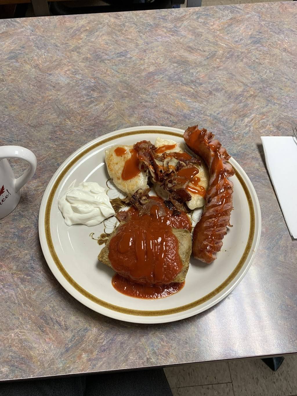 Helens Restaurant | restaurant | 1830 Wharncliffe Rd S, London, ON N6L 1K1, Canada | 5196520751 OR +1 519-652-0751