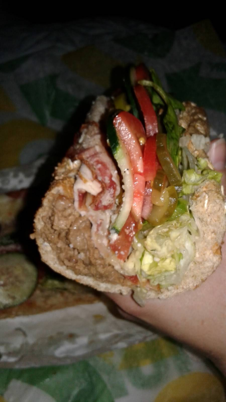 Subway | meal takeaway | 13110 Central Ave SE Unit 1100, Albuquerque, NM 87123, USA | 5052714501 OR +1 505-271-4501