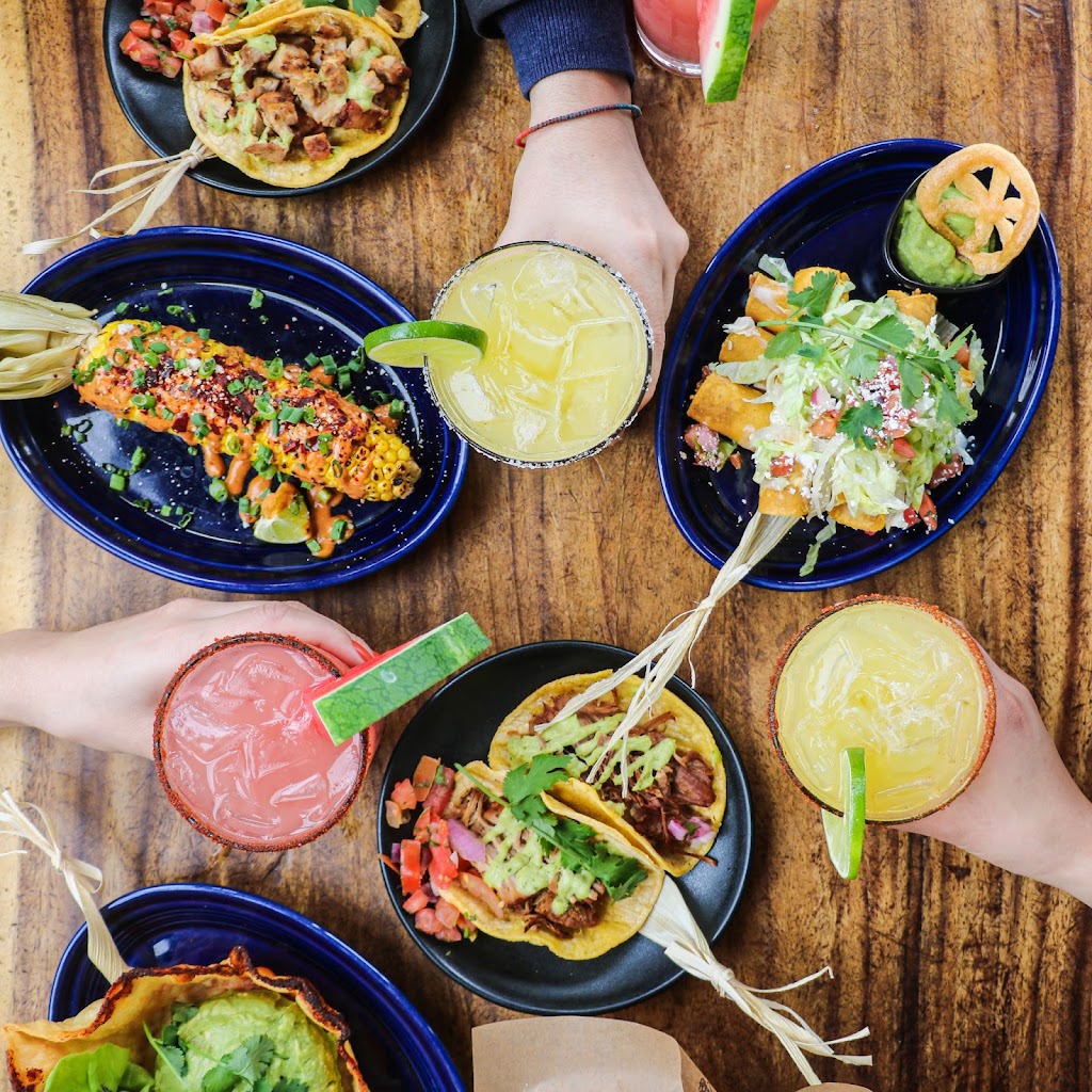 solita Tacos & Margaritas | restaurant | 1 Pine Ave, Long Beach, CA 90802, USA | 5623576033 OR +1 562-357-6033