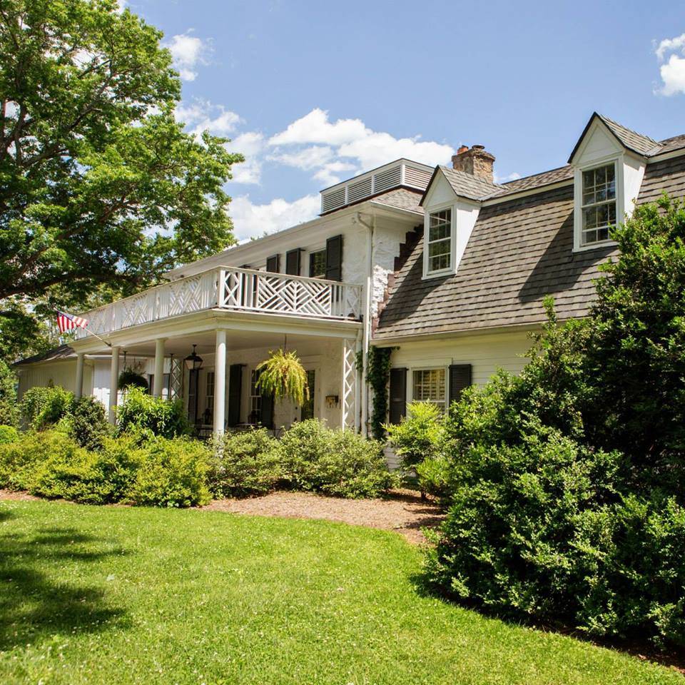 Greencroft Club | restaurant | 575 Rodes Dr, Charlottesville, VA 22903, USA | 4342965597 OR +1 434-296-5597