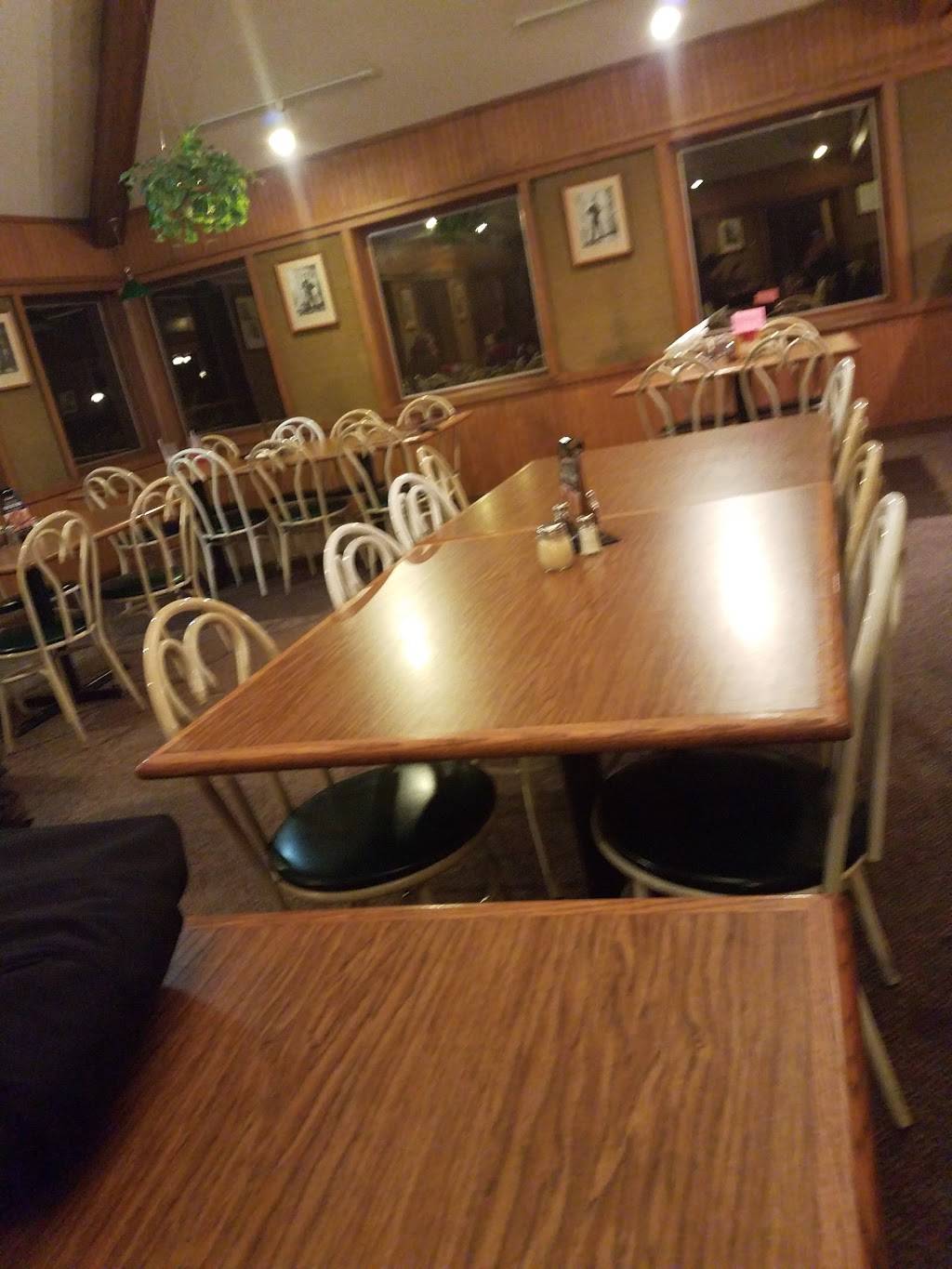 Pizza Hut | meal takeaway | 1511 Domes Dr, Blue Earth, MN 56013, USA | 5075264646 OR +1 507-526-4646