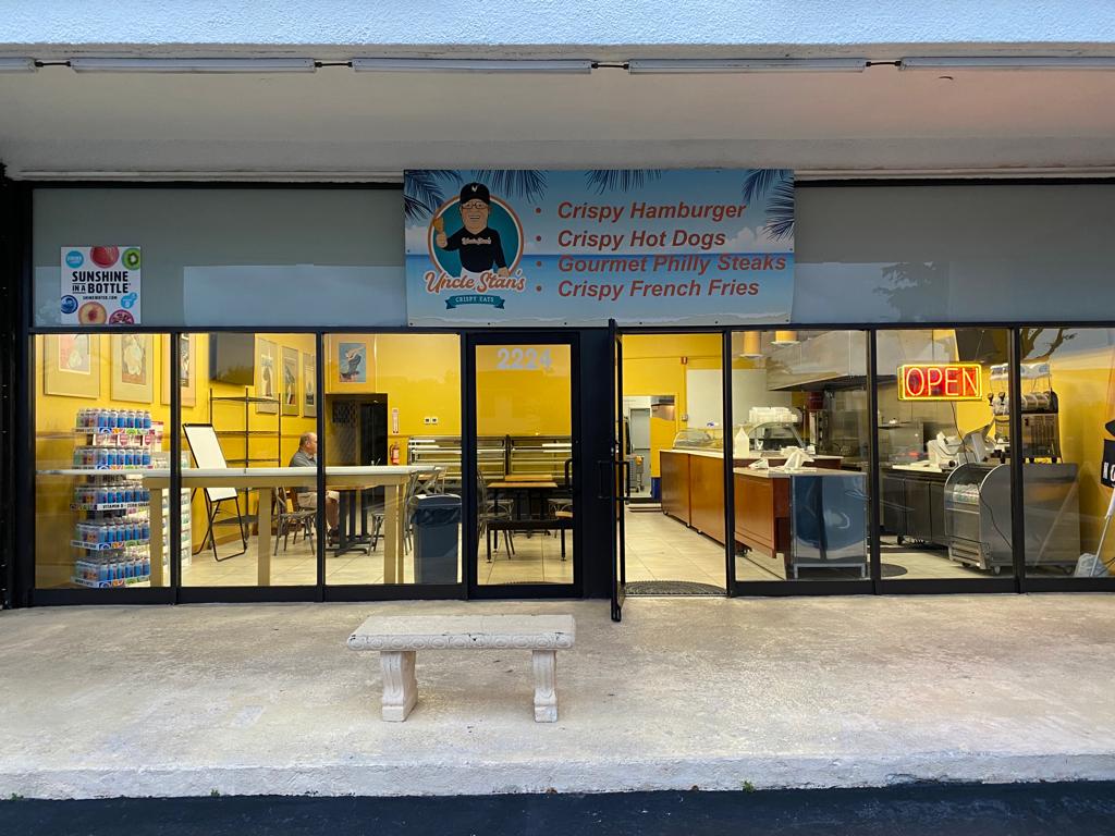 Uncle Stans Restaurant | meal takeaway | 2224 NE 123rd St, North Miami, FL 33181, USA | 3058429931 OR +1 305-842-9931