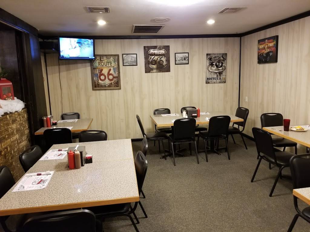 Dans Bar-B-Que Pit | restaurant | 706 Broadway St, Davenport, OK 74026, USA | 9183772288 OR +1 918-377-2288