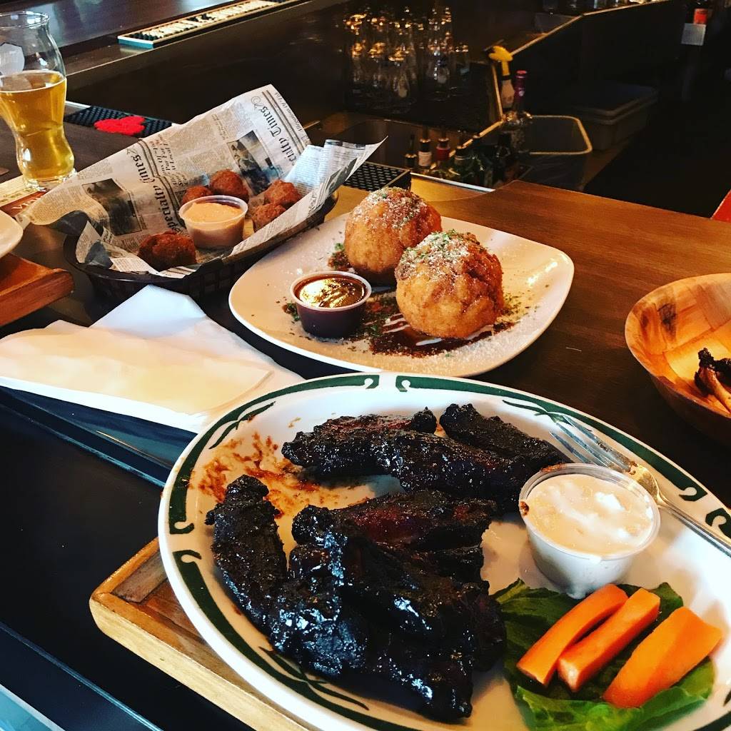 Roaming Bison Tavern | restaurant | 732 Hertel Ave, Buffalo, NY 14207, USA | 7162358281 OR +1 716-235-8281
