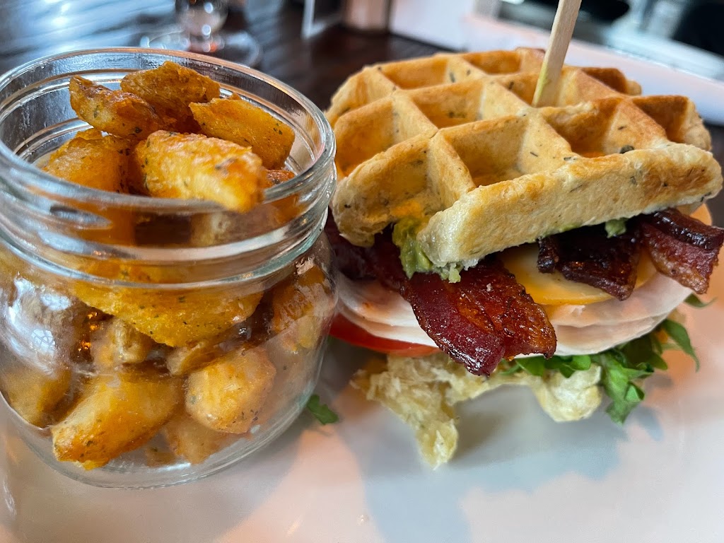 The Waffle Experience | restaurant | 765 Wendy Dr, Newbury Park, CA 91320, USA | 8053759998 OR +1 805-375-9998