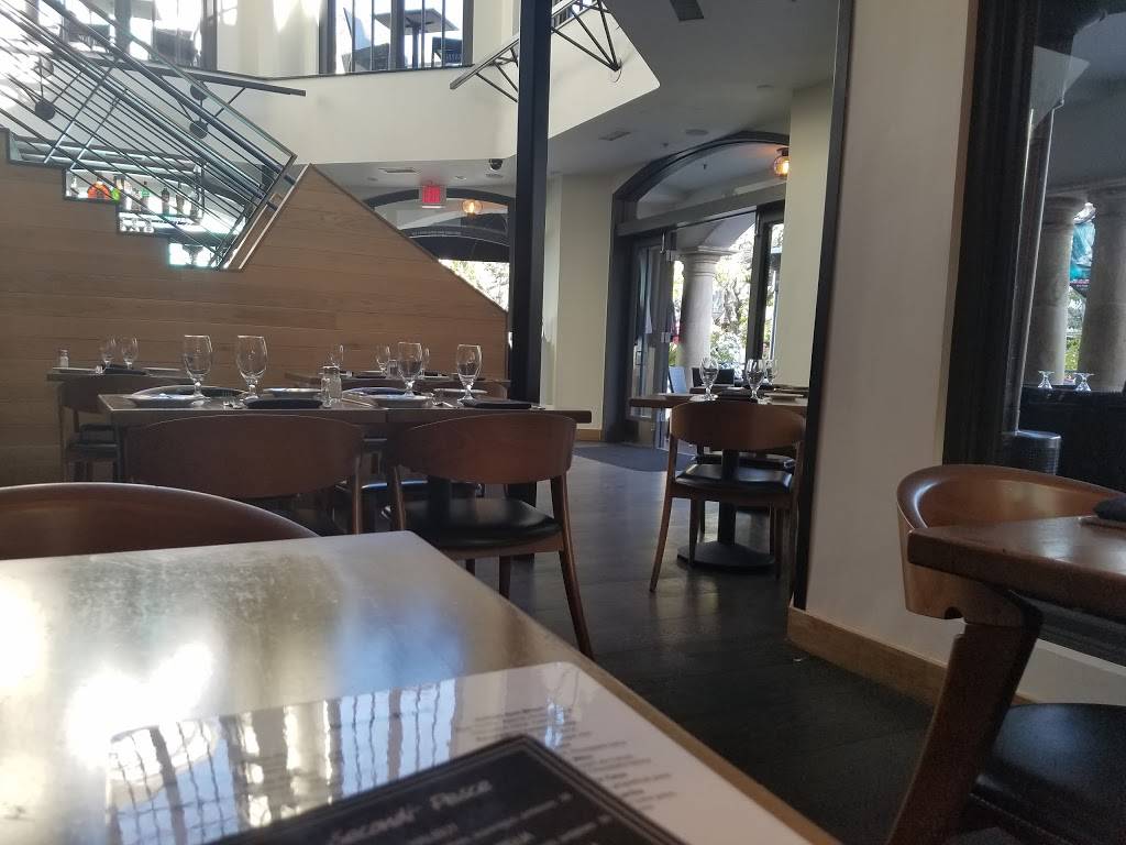 La Piazza | restaurant | 189 The Grove Dr G90, Los Angeles, CA 90036, USA | 3239335050 OR +1 323-933-5050