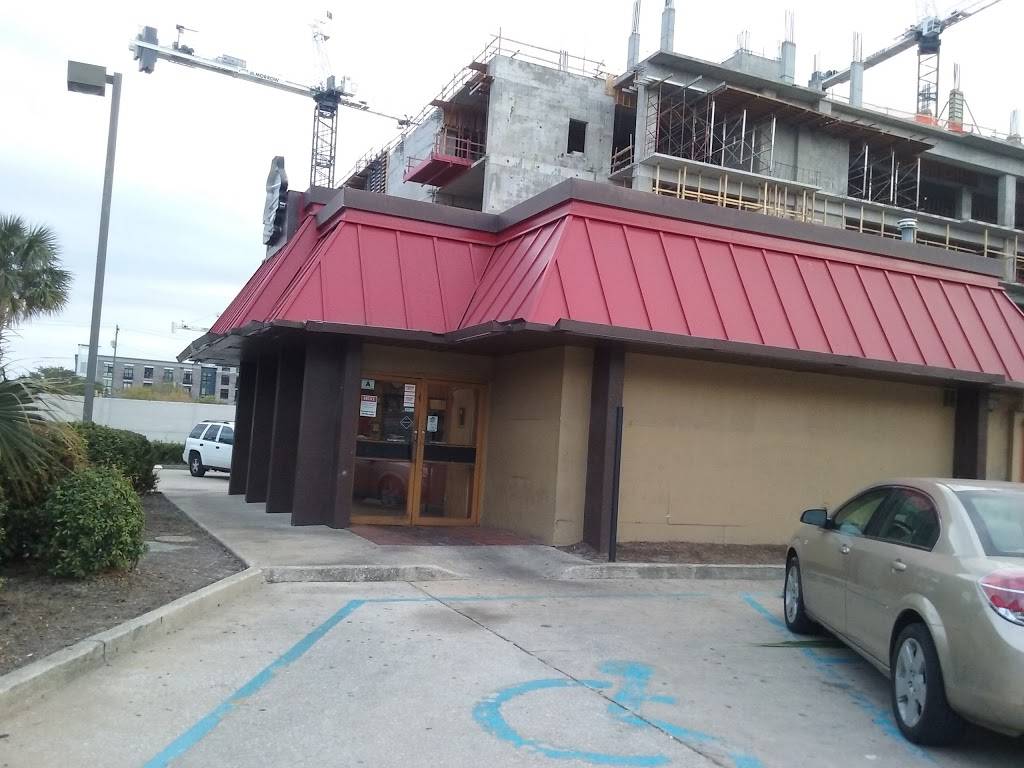 Pizza Hut | meal takeaway | 483 Meeting St, Charleston, SC 29403, USA | 8437632700 OR +1 843-763-2700