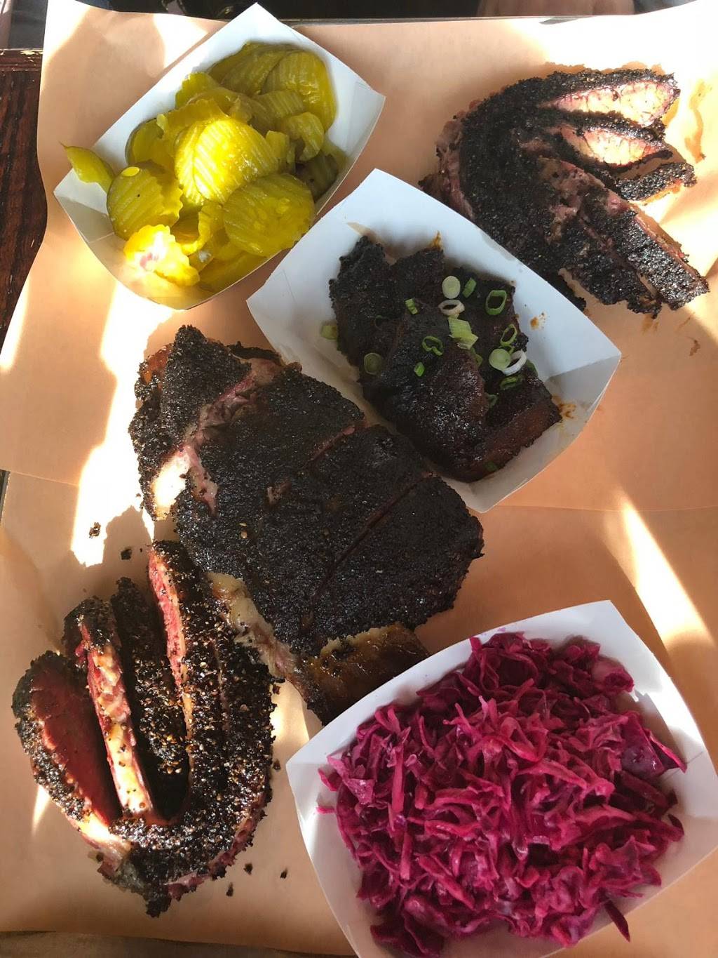 Izzys BBQ Smokehouse | restaurant | 397 Troy Ave, Brooklyn, NY 11213, USA | 3474250524 OR +1 347-425-0524