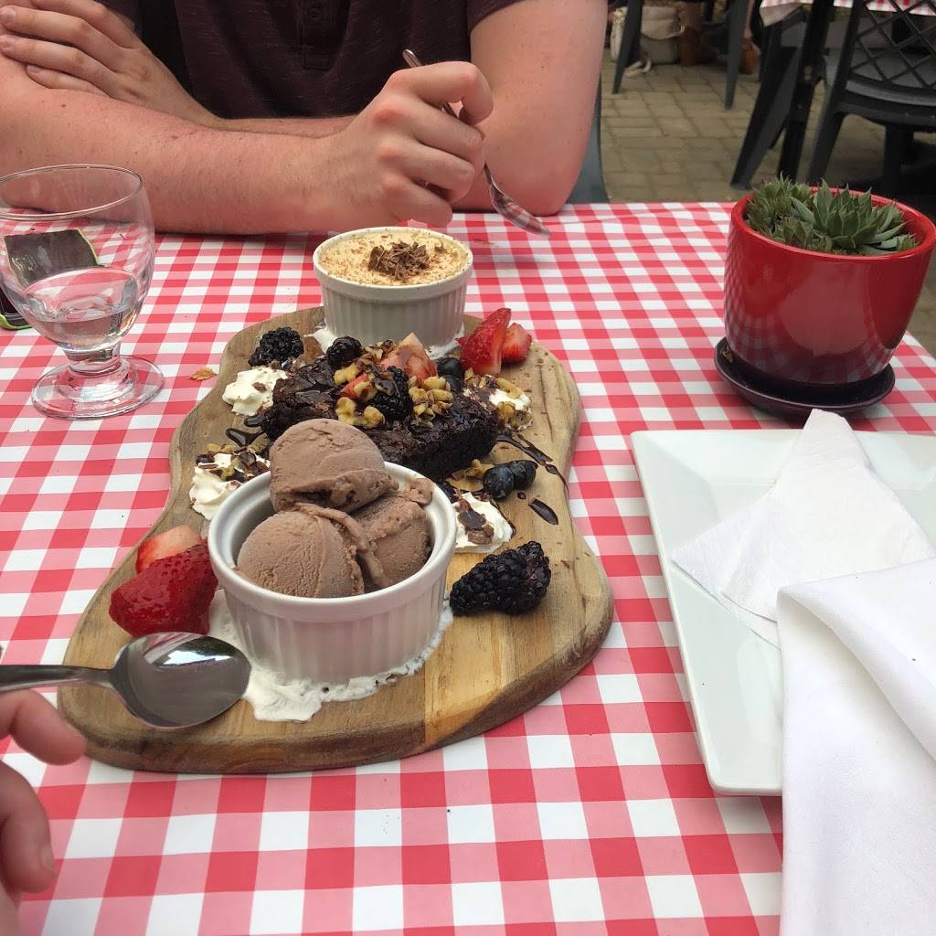 Rustico Kitchen And Bar | restaurant | 1W4, 905-907 Victoria St N, Kitchener, ON N2B 3C3, Canada | 5195766737 OR +1 519-576-6737