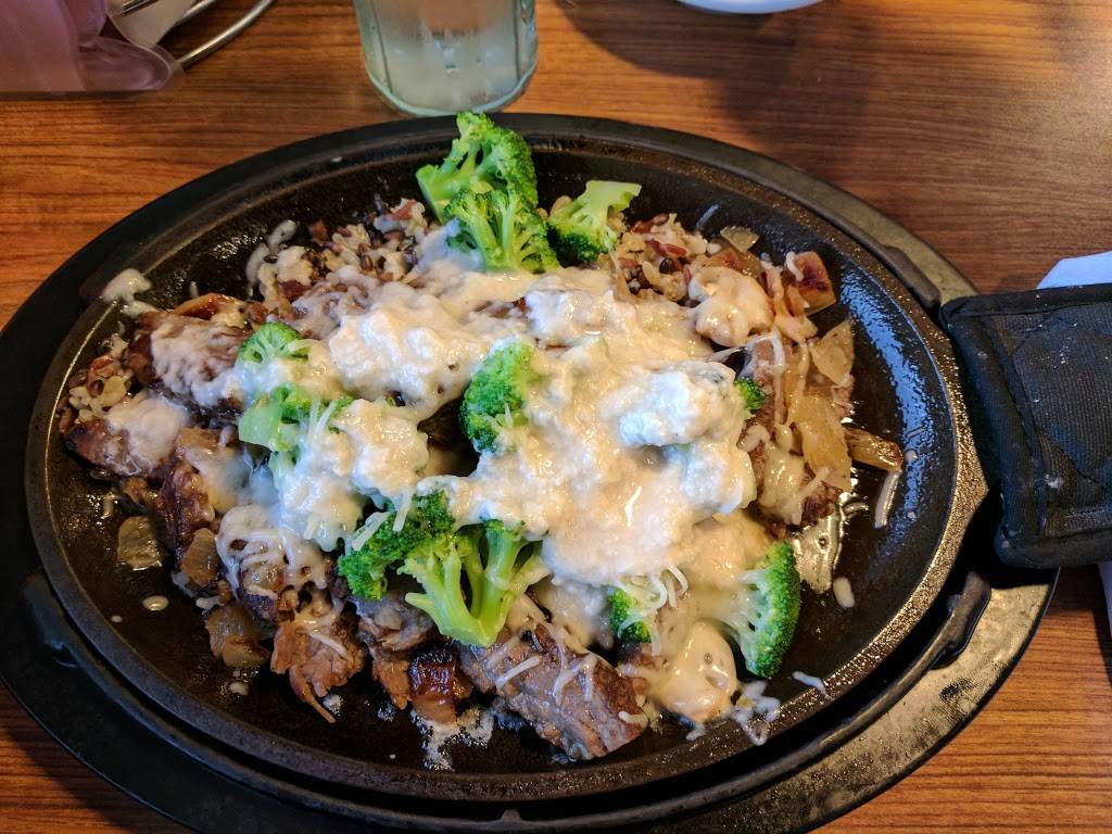 Dennys | restaurant | 10430 Friars Rd, San Diego, CA 92120, USA | 6195280224 OR +1 619-528-0224