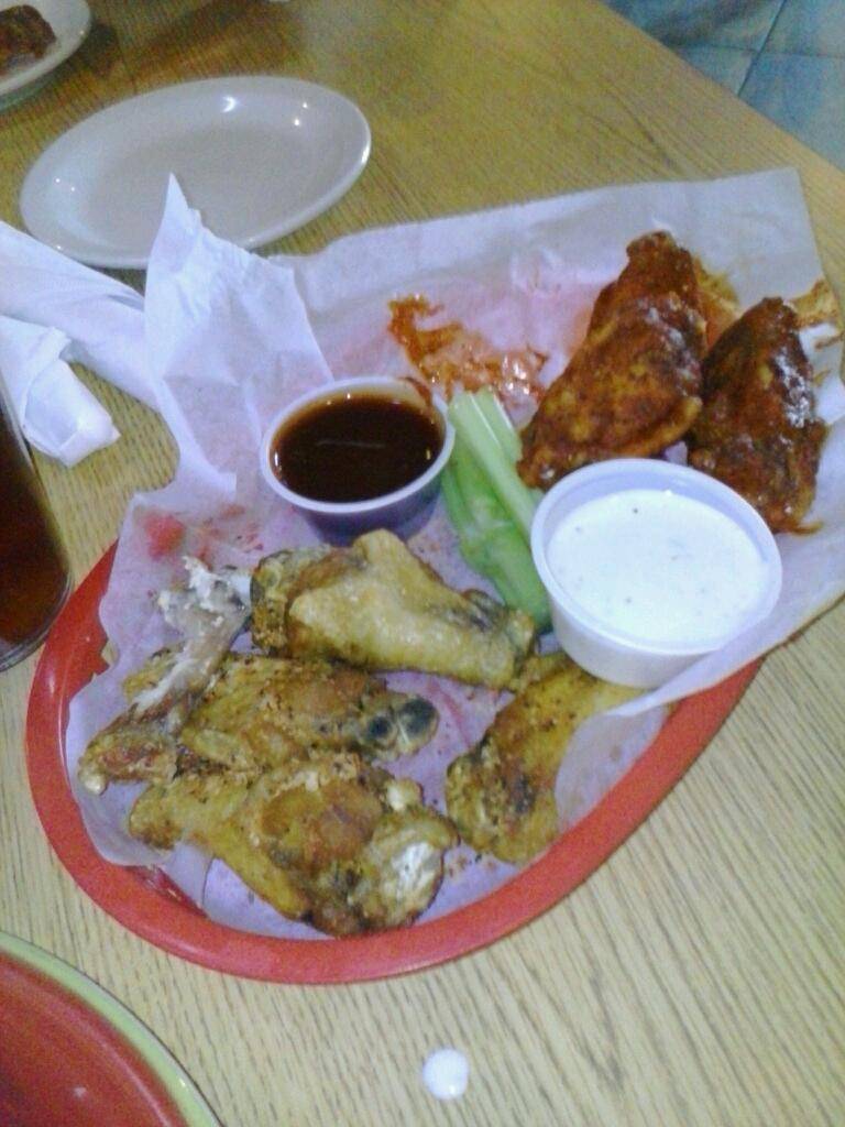 South Rock Sports Grill | restaurant | 830 Greenville Hwy, Hendersonville, NC 28792, USA | 8286982490 OR +1 828-698-2490