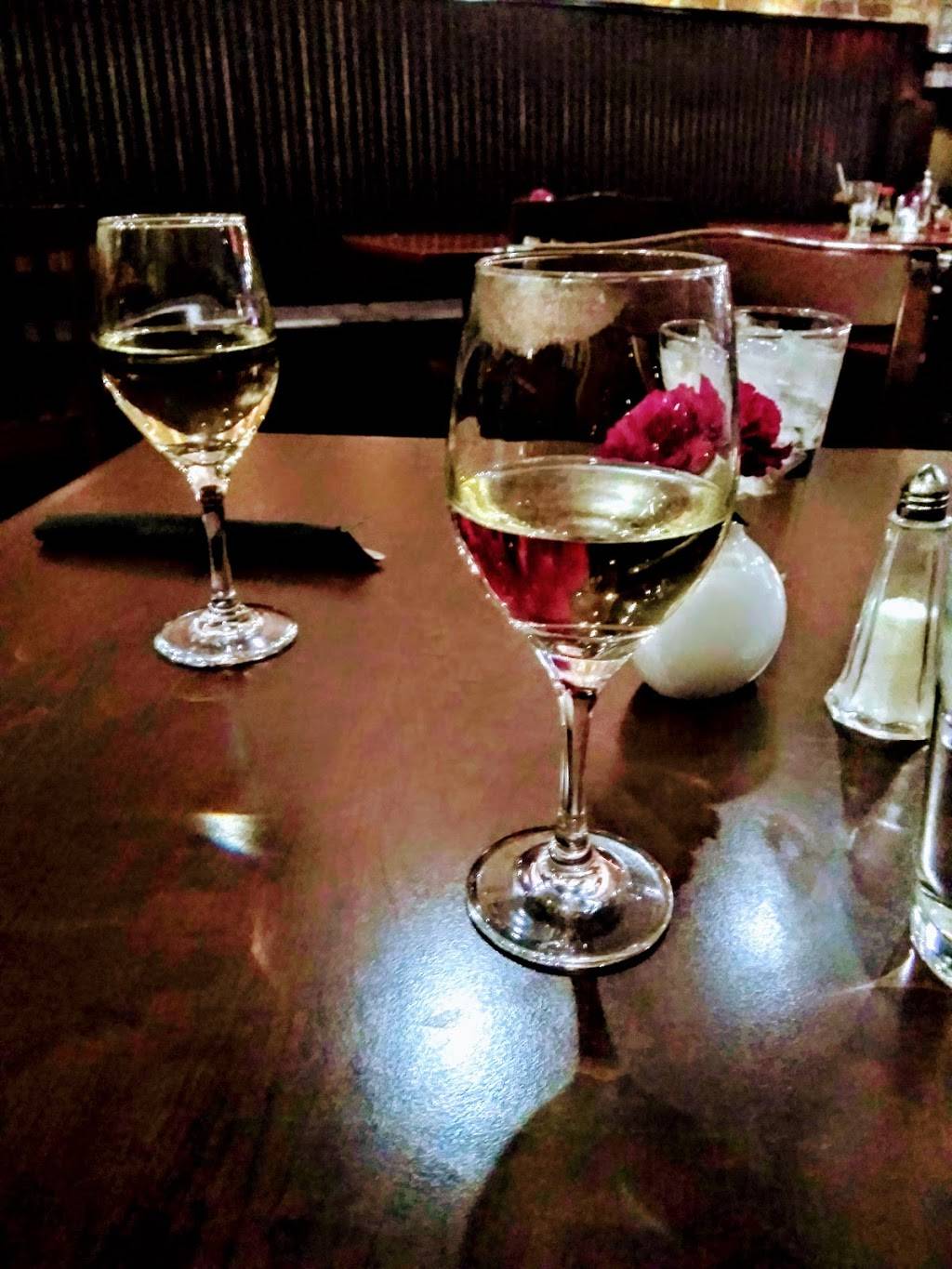 Sisters Thai Cafe | restaurant | 514 E State St, Rockford, IL 61104, USA | 7797743927 OR +1 779-774-3927