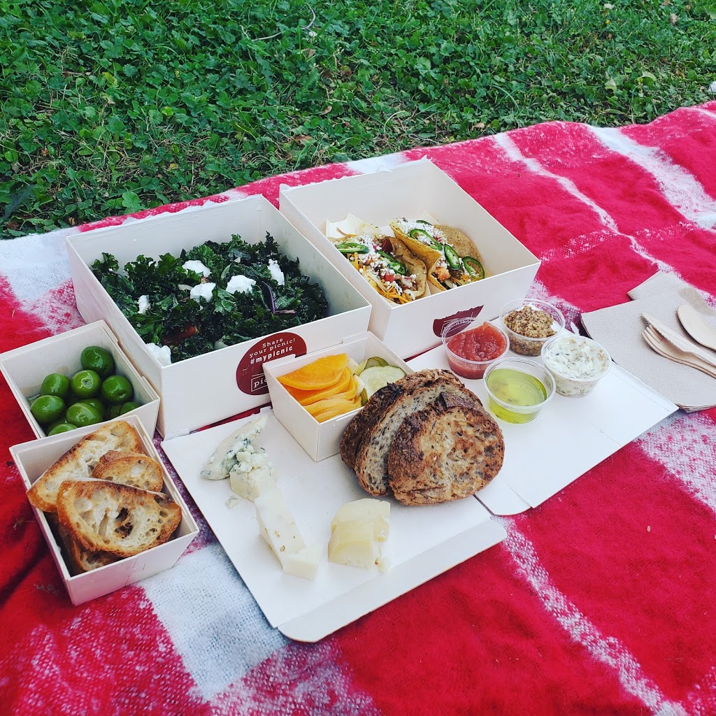 Picnics | restaurant | 101 N Hamilton St, Madison, WI 53703, USA | 6085611707 OR +1 608-561-1707