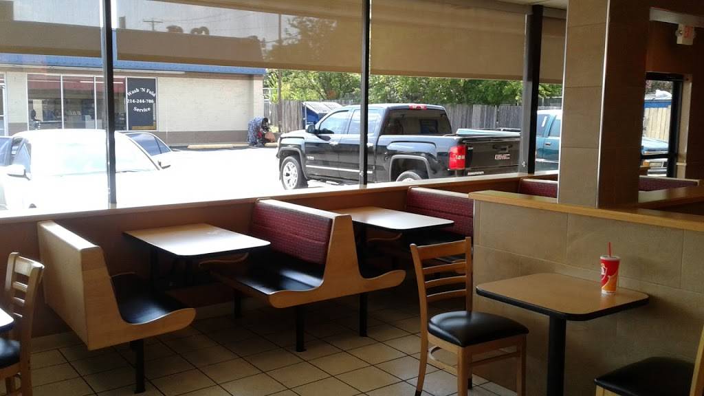 Dairy Queen | restaurant | 2127 Fort Worth Ave, Dallas, TX 75211, USA | 2149483345 OR +1 214-948-3345