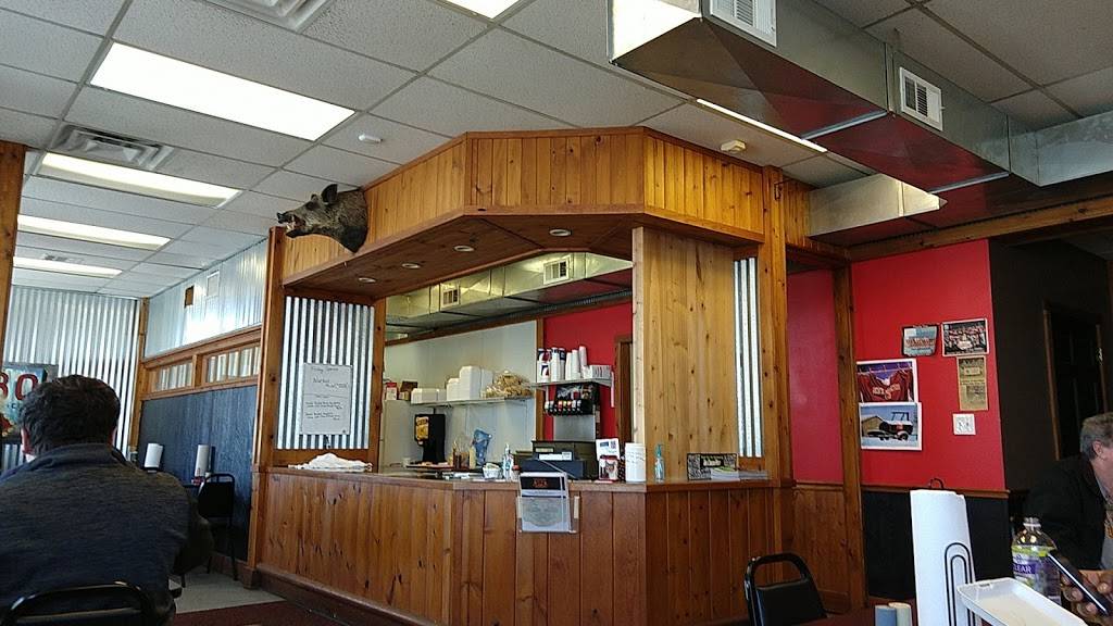 Smokey Racks BBQ | restaurant | 1002 S Broadway St, Pittsburg, KS 66762, USA | 6202327675 OR +1 620-232-7675