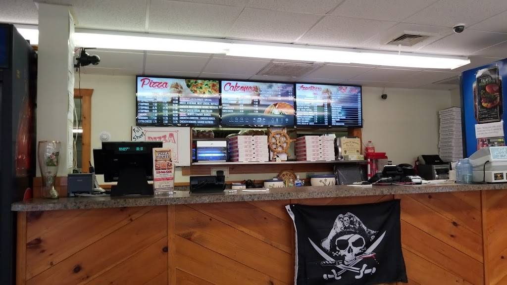 Pizza Pirate | restaurant | 134 N Main St, Middleborough, MA 02346, USA | 5089465208 OR +1 508-946-5208