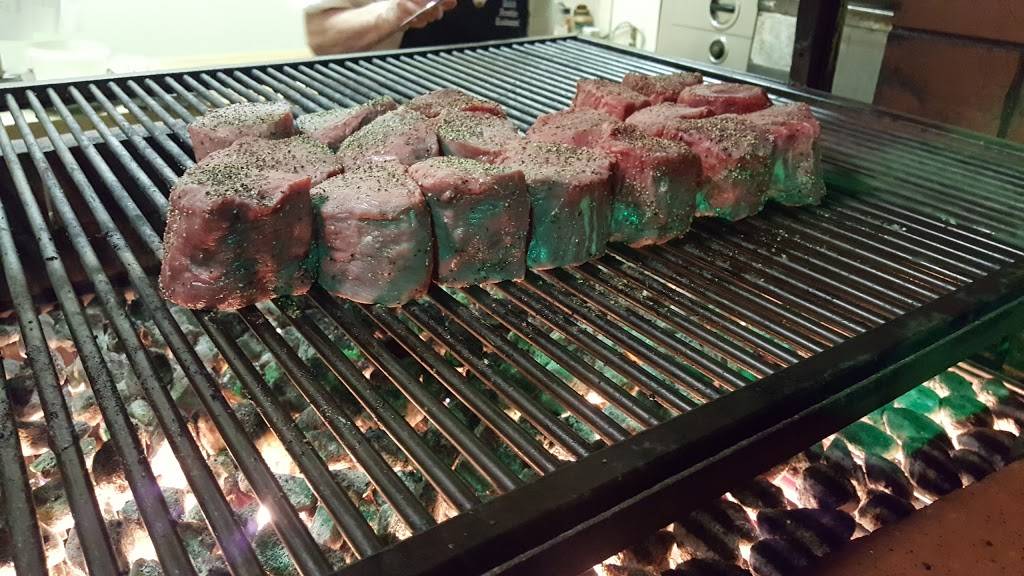 Dutch Frontier Restaurant | restaurant | 23543 Ave 56, Ducor, CA 93218, USA | 5595342293 OR +1 559-534-2293