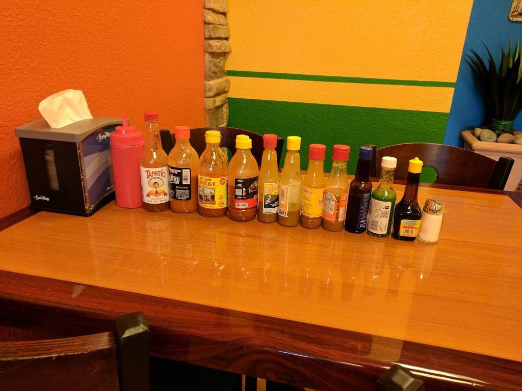 La Costa Tacos Y Mariscos | restaurant | 216 NW Broad St J, Fairburn, GA 30213, USA | 7703766788 OR +1 770-376-6788