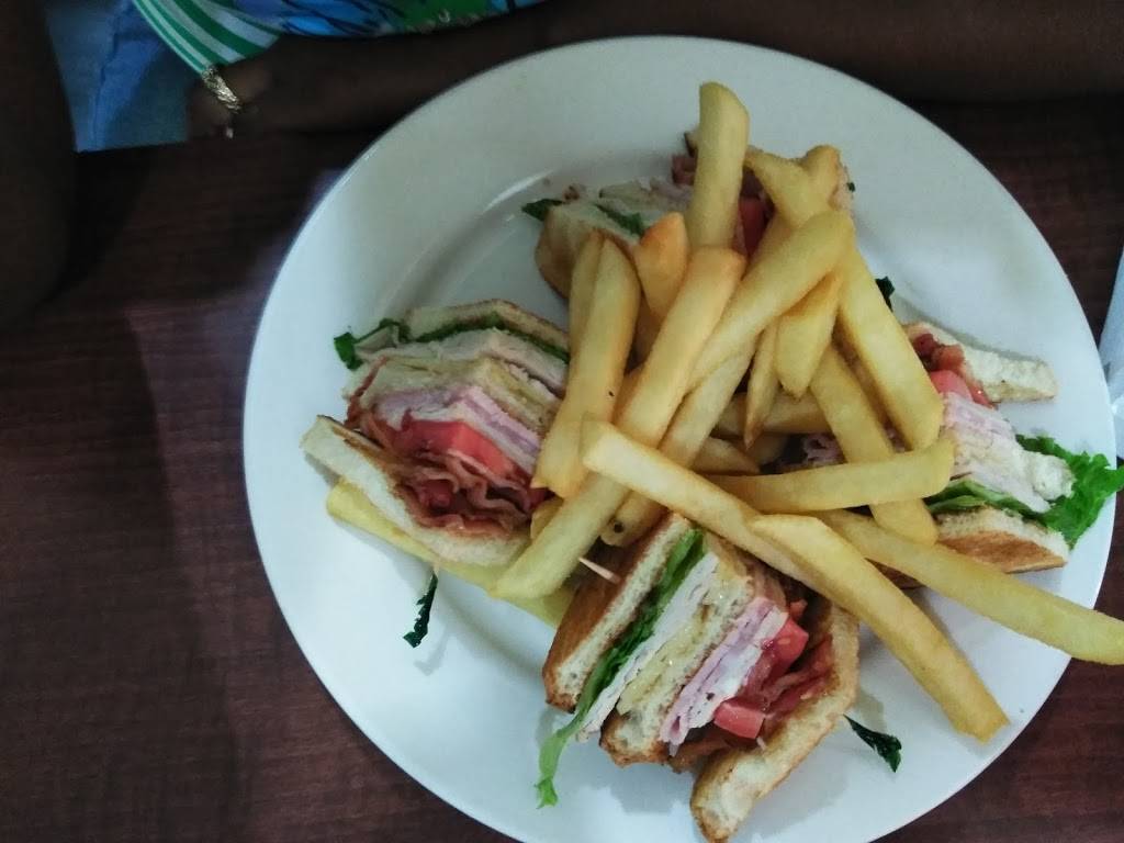 Oscars Family Restaurant | restaurant | 267 US-27, Sebring, FL 33870, USA | 8634710550 OR +1 863-471-0550